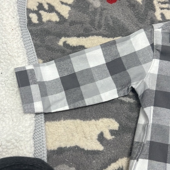Brand new with tags Carter’s 18 months plaid shirt - Picture 2 of 4